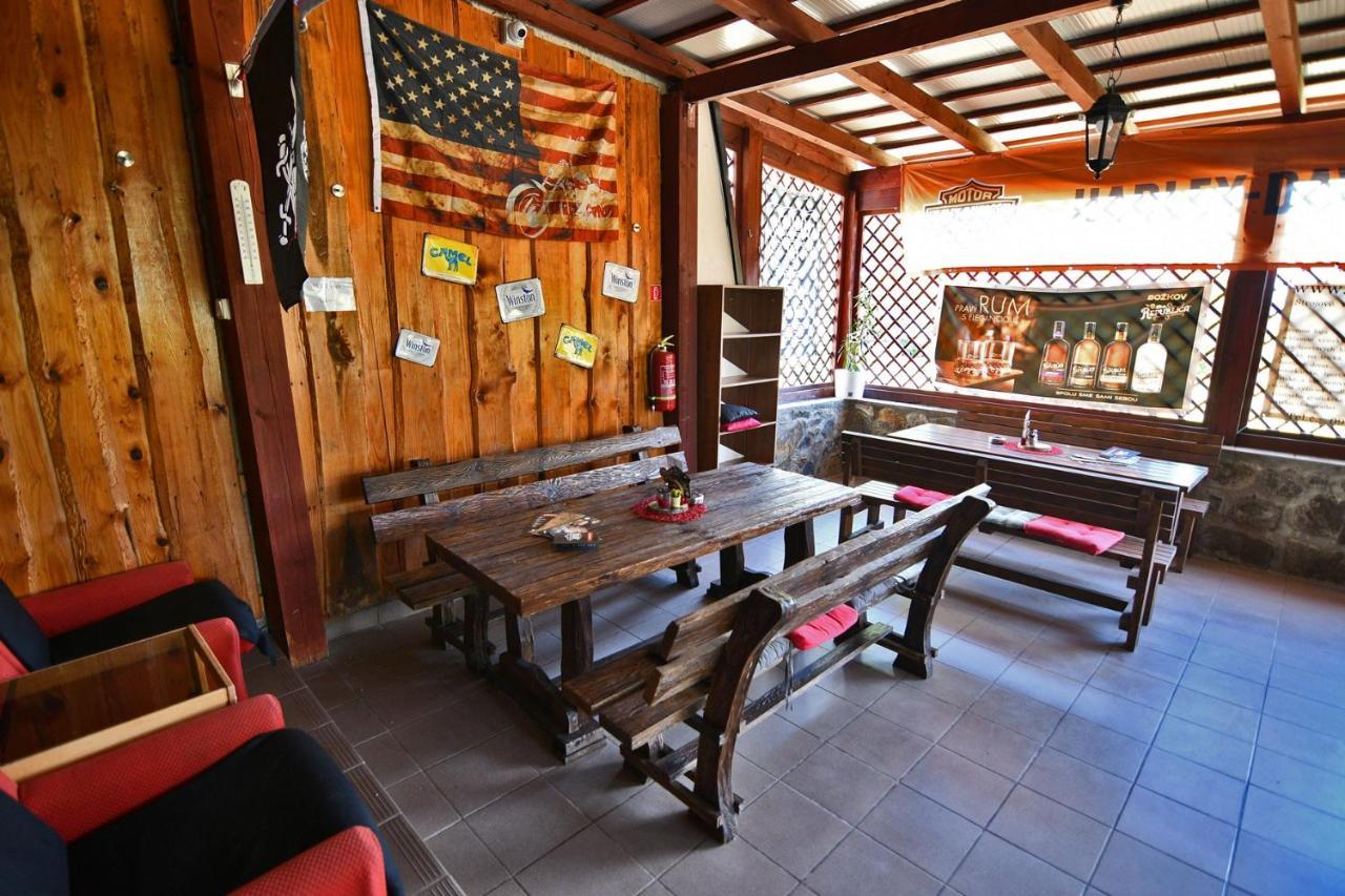 Penzion BIKER'S Kaluža Exterior foto